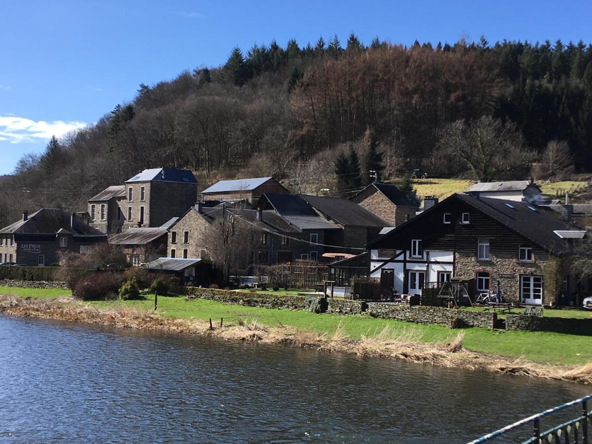 La Petite Passerelle A Mouzaive ヴレス・シュル・スモワ エクステリア 写真